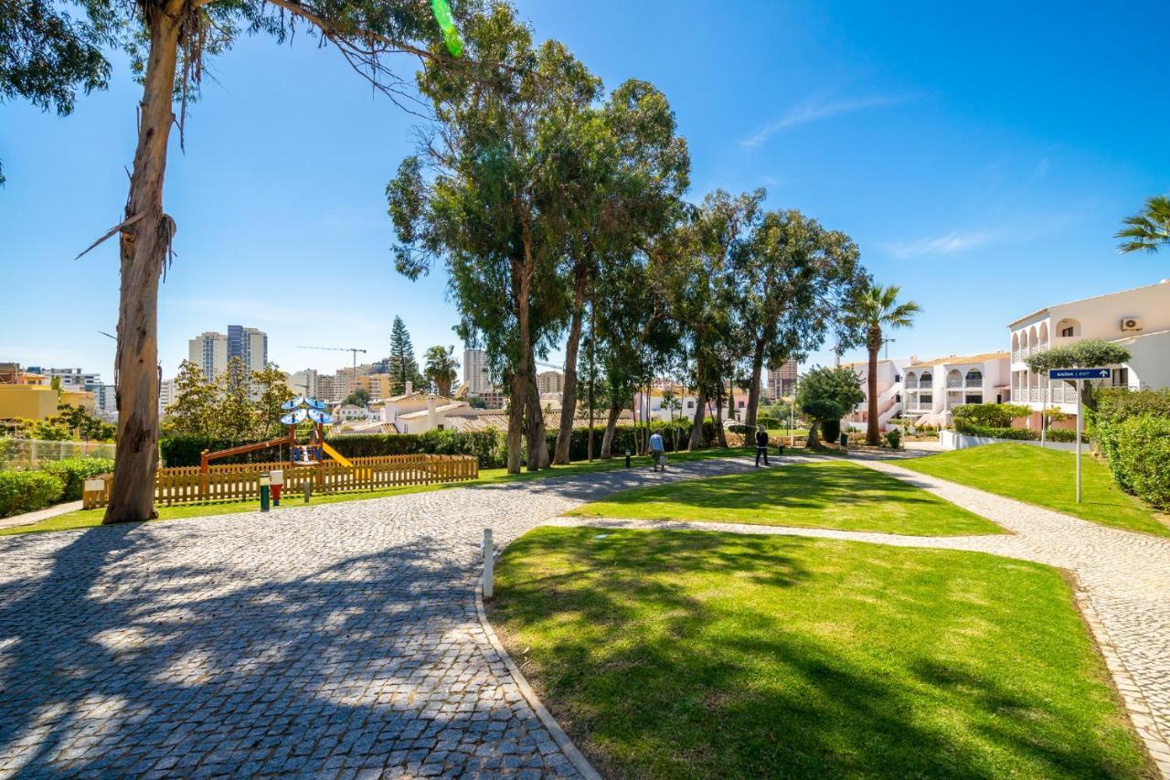 Praia Da Rocha, Vila Rosa, T1, Piscinas, Parqueamento E Internet By Ig Portimao Bagian luar foto